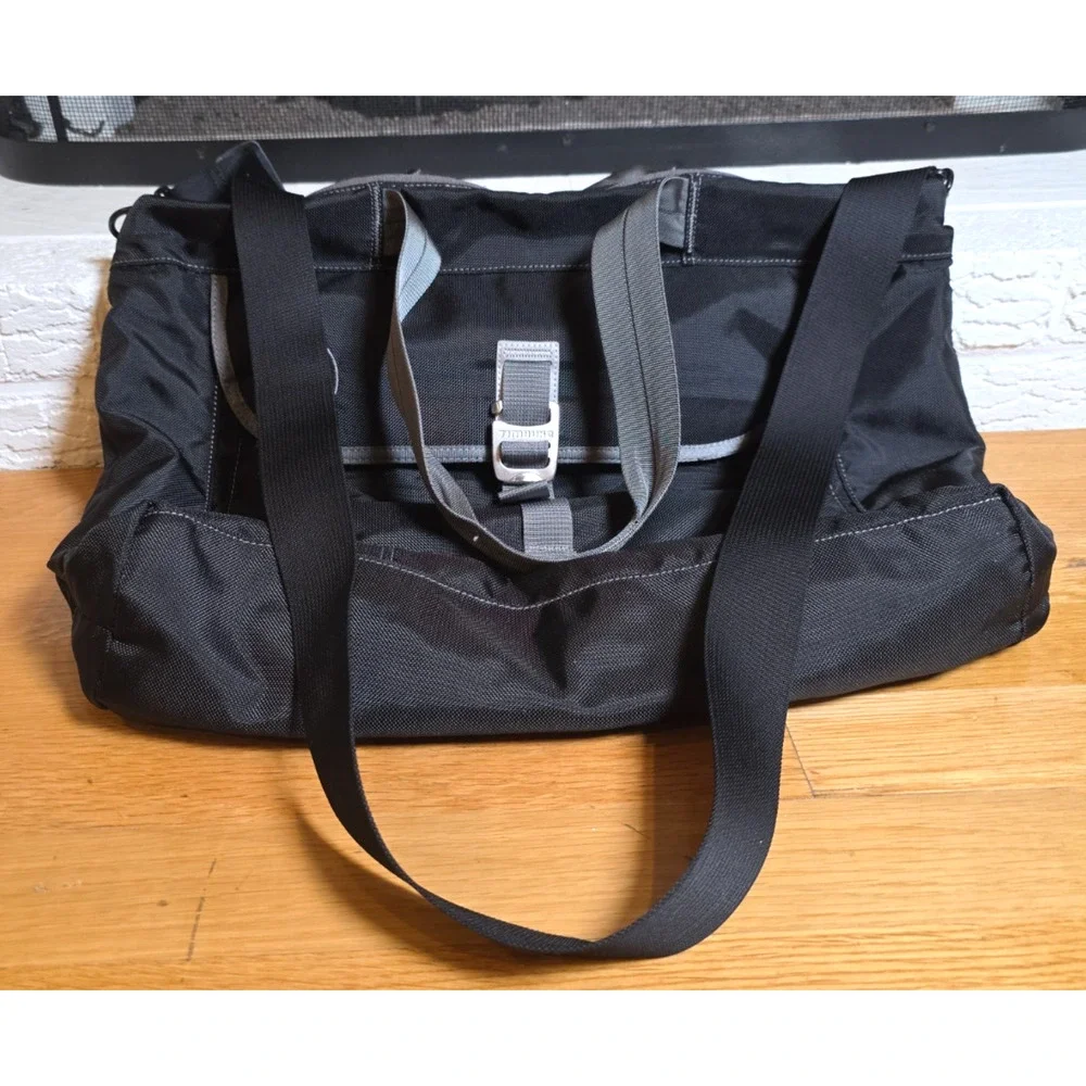 Timbuk2 M Nylon Laptop Messenger Tote Black Gray Briefcase Crossbody Work Travel